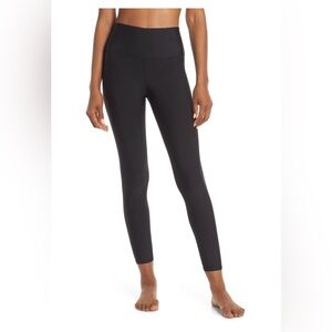 alo 7/8 High-Waist Airlift Legging - Black/S
